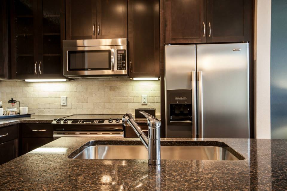 Medical District - Lemmon & Inwood Apartments #110 - Stainless Steel Appliances