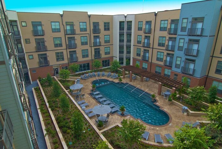 Deep Ellum - Apartments Near Baylor #012 - Pool Area