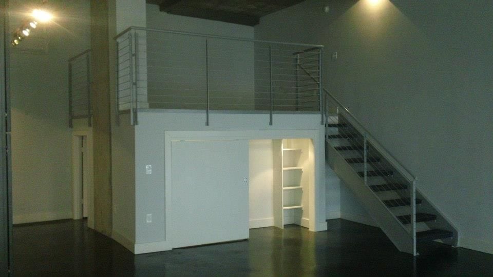 Deep Ellum - Apartments Near Baylor #012 - Split Level Lofts