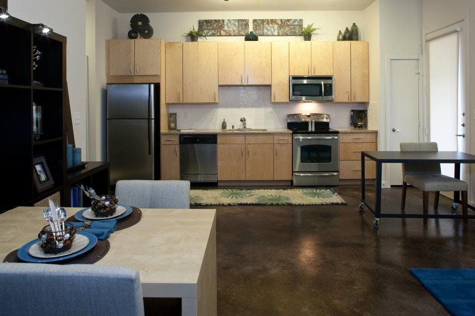 Knox Henderson - Loft Style with Concrete Floors #023 - Kitchen