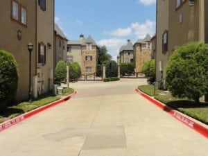 Uptown Dallas - Townhomes With Private Garages #040 - Parking Entrance