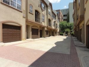 Uptown Dallas - Townhomes With Private Garages #040 - Private Garages