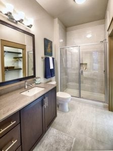 Uptown Dallas - Henderson Avenue Apartments #091 - Walk in Showers