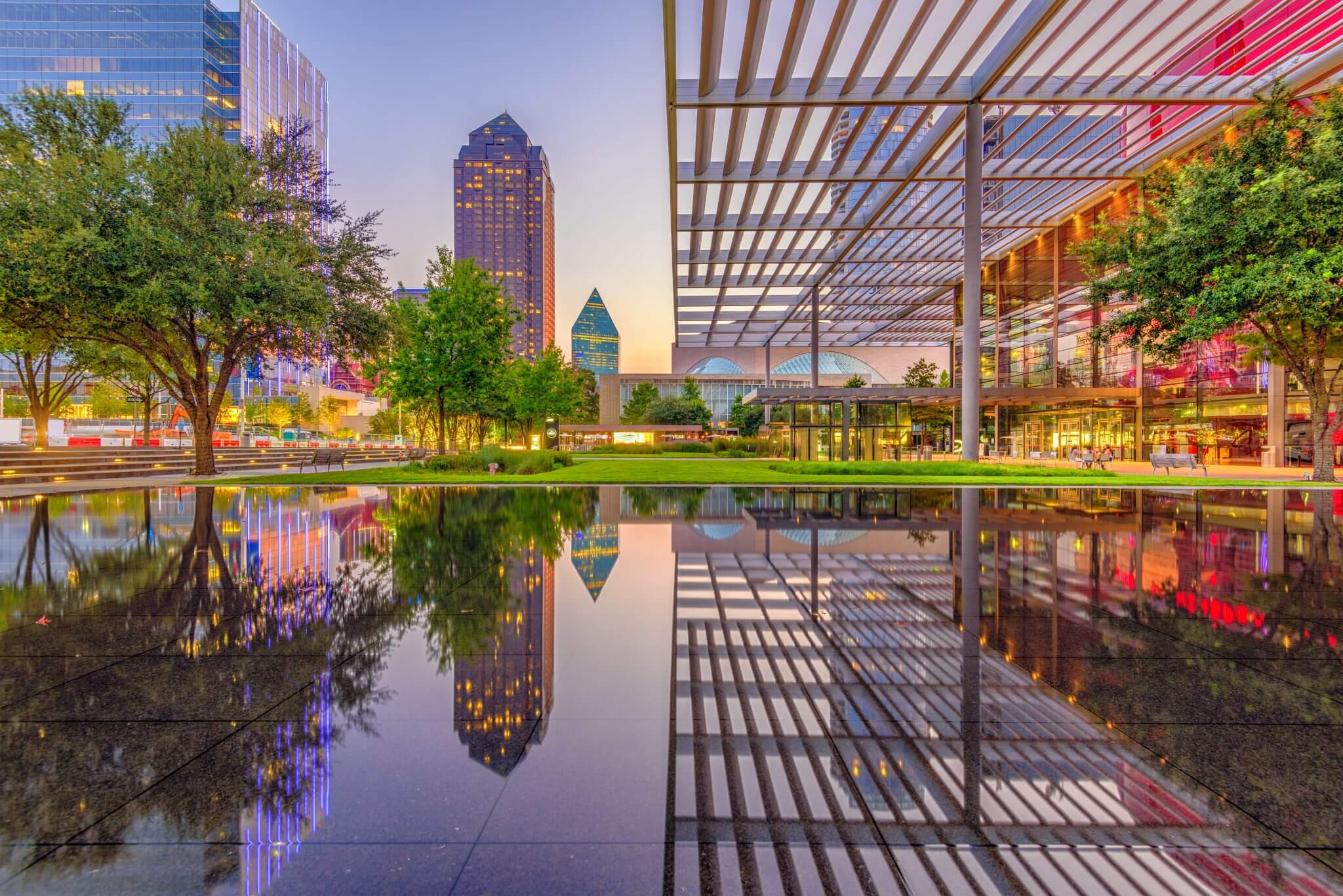 Downtown Dallas Apartments High Rises Lofts Dallas TX